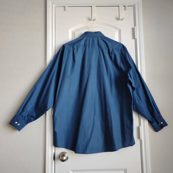 Van Heusen Men's Long Sleeve Blue Dress Shirt Size 16.5, 34-35 - Picture 3 of 4